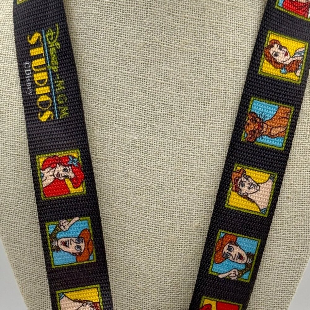 Vintage Disney MGM Studios Water/Soda Bottle Strap - Picture 3 of 4